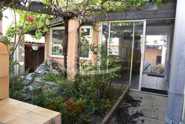 Maison de plain pied avec garage camping car