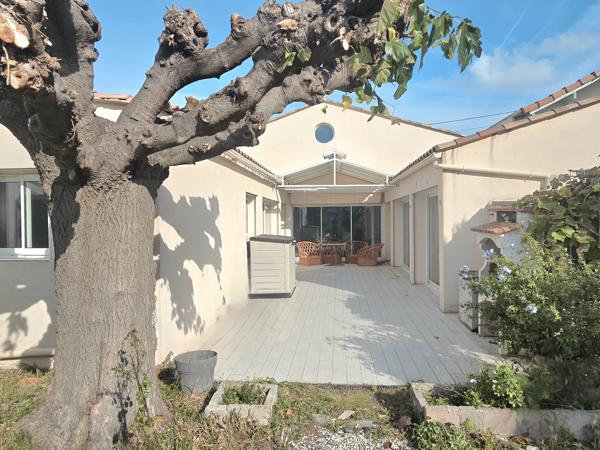 Marseille (13010) Maison d architecte de 113m2 parcelle 440m2