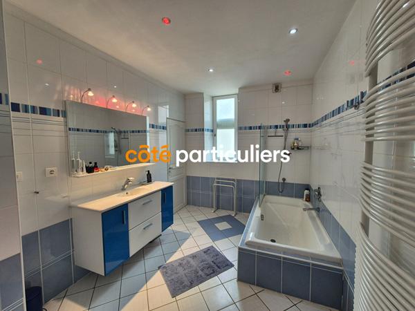 Vente Maison265 m² - 7 Pièces - PUYMIROL (47270)