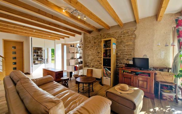 Maison à vendre    5 pièces • 106 m2 Plozévet