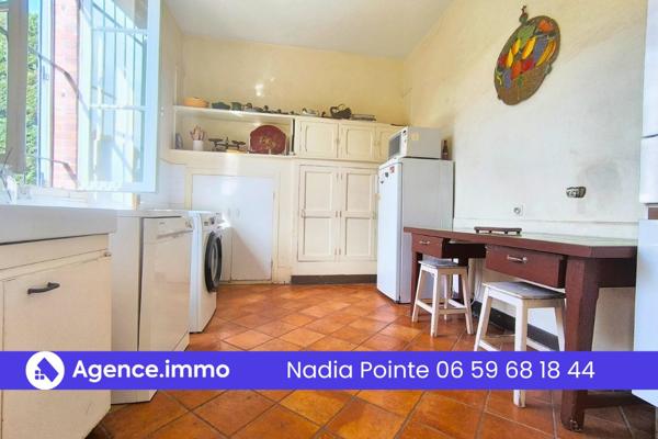 À vendre - Maison, 7 pièces située à Tarbes (65000)