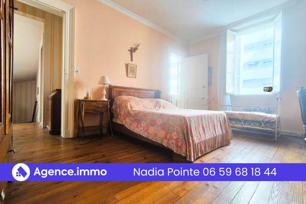 À vendre - Maison, 7 pièces située à Tarbes (65000)