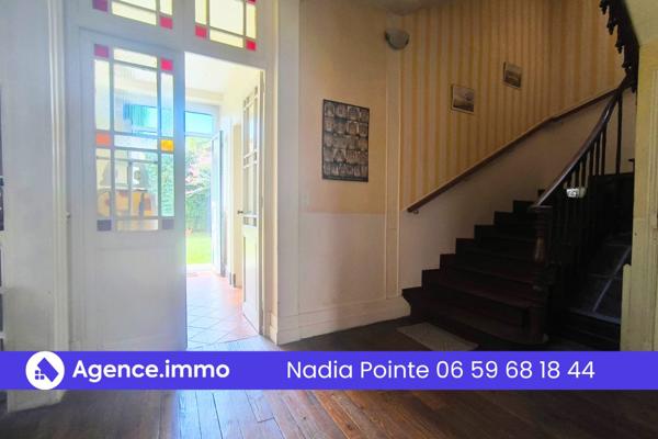 À vendre - Maison, 7 pièces située à Tarbes (65000)