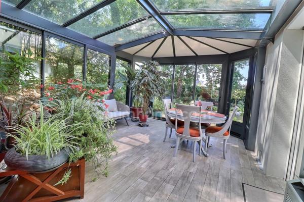 MAISON CONTEMPORAINE T7 - 175 m² à ORVAULT (Petit Chantilly)