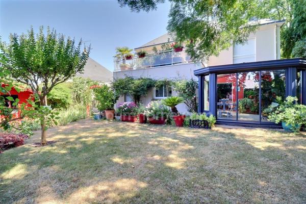 MAISON CONTEMPORAINE T7 - 175 m² à ORVAULT (Petit Chantilly)