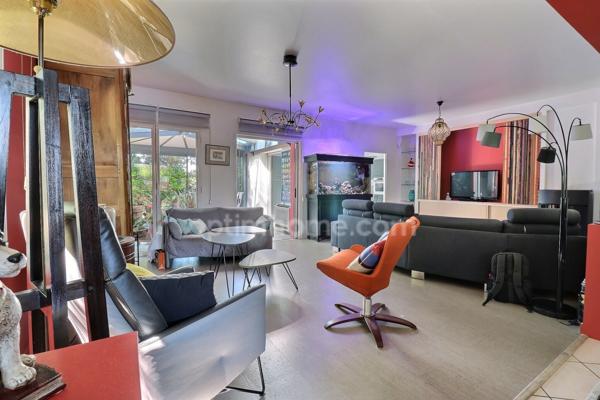 MAISON CONTEMPORAINE T7 - 175 m² à ORVAULT (Petit Chantilly)