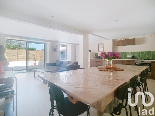 House for sale 5 rooms 104 m² Tournon-sur-Rhône