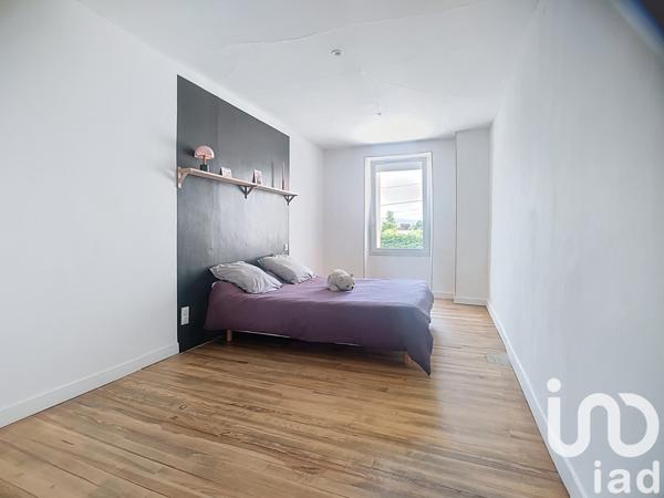 House for sale 5 rooms 104 m² Tournon-sur-Rhône