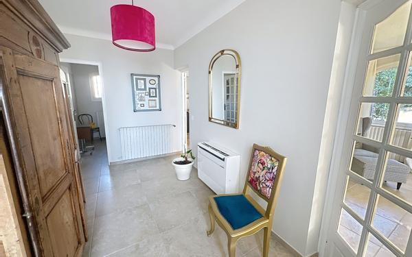 Maison à vendre    5 pièces • 150 m2 Sorgues