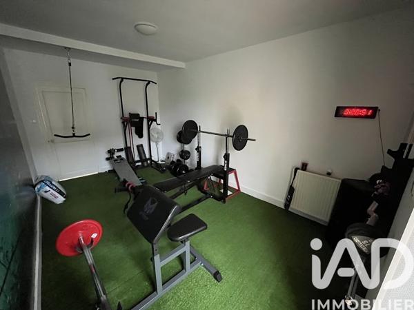 Maison à vendre 7 pièces 181,29 m² Les Cars