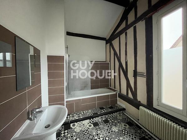 Chartres Centre ville - T3 de 80.04 m2