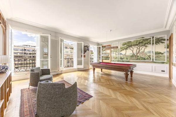 Appartement Paris 8 e - PARC MONCEAU
