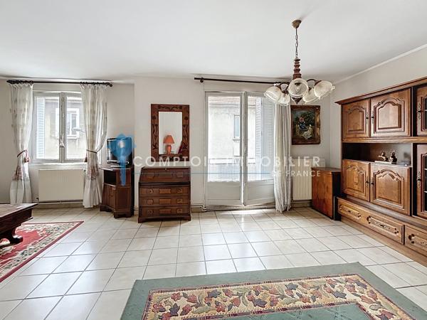 Appartement
                                                                                                                                                                                                                                                                                                                        3 pièce(s)                                                                                                                                                                                                          2 chambre(s)                                                                                                                                                                                                          66.43  m²