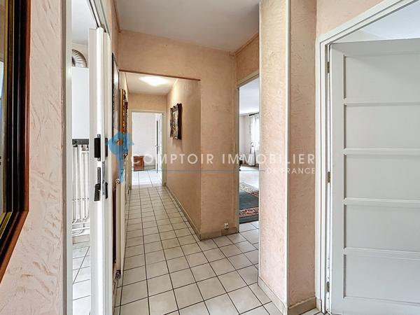 Appartement
                                                                                                                                                                                                                                                                                                                        3 pièce(s)                                                                                                                                                                                                          2 chambre(s)                                                                                                                                                                                                          66.43  m²