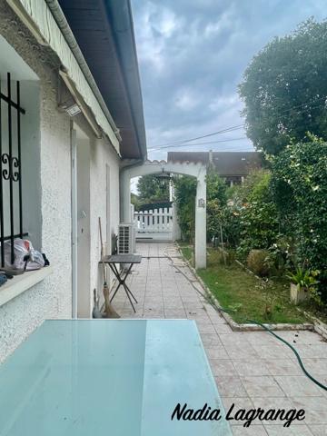 MaISON DE PLAIN PIED DANS UN ENDROIT CALME