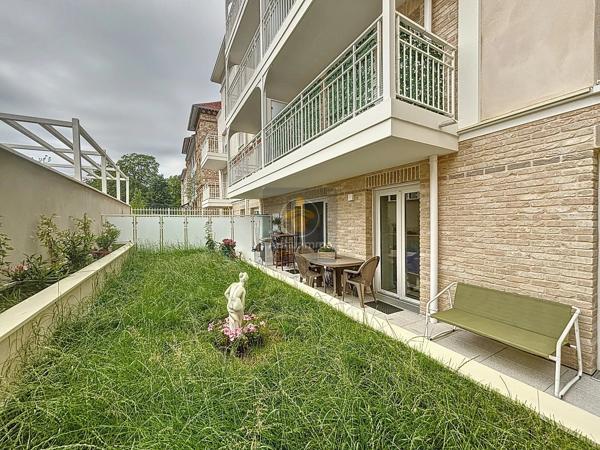 Location                                                      Appartement
                        
                     2 pièces                      41 m2                     à Limeil-Brévannes