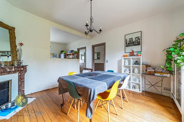 Maison
                                                                                                                                                                                                                                                                                                                        5 pièce(s)                                                                                                                                                                                                          3 chambre(s)                                                                                                                                                                                                          143  m²