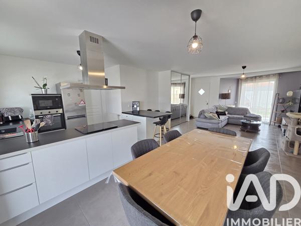 Maison à vendre 6 pièces 89 m² Saint-André-les-Vergers