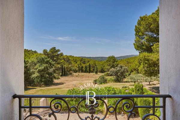 Aix-en-Provence, Propriété 6 Chambres -  240 m² à vendre