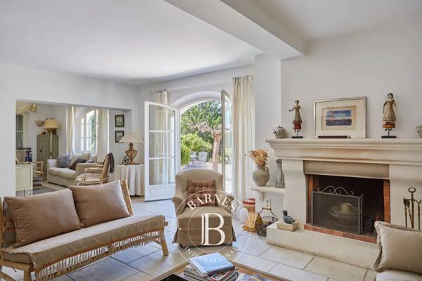 Aix-en-Provence, Propriété 6 Chambres -  240 m² à vendre