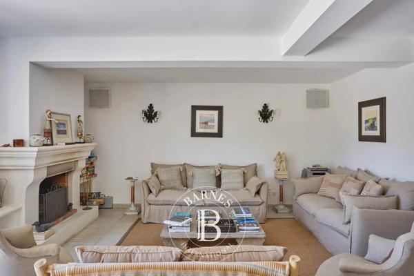 Aix-en-Provence, Propriété 6 Chambres -  240 m² à vendre