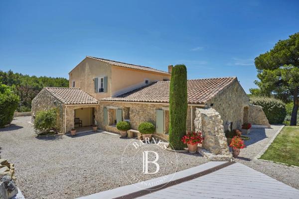 Aix-en-Provence, Propriété 6 Chambres -  240 m² à vendre