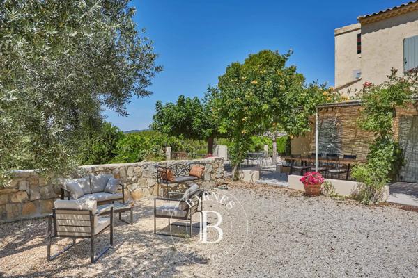 Aix-en-Provence, Propriété 6 Chambres -  240 m² à vendre