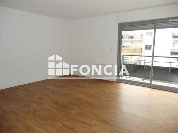 Location Appartement 3 pièces 62.4 m² - 1 AV MAL JUIN 2 À 8 PASSAGE DES TILLEULS Lourdes 65100