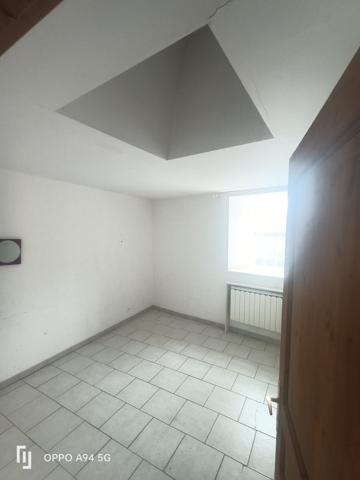 À vendre - Immeuble 425 m² situé à Montpezat-sous-Bauzon (07560)