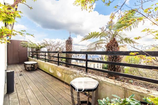 Paris 16ème, Appartement 2 Chambres -  147 m² à vendre