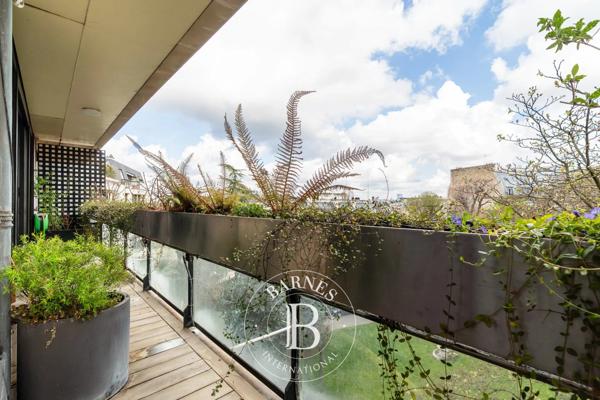 Paris 16ème, Appartement 2 Chambres -  147 m² à vendre