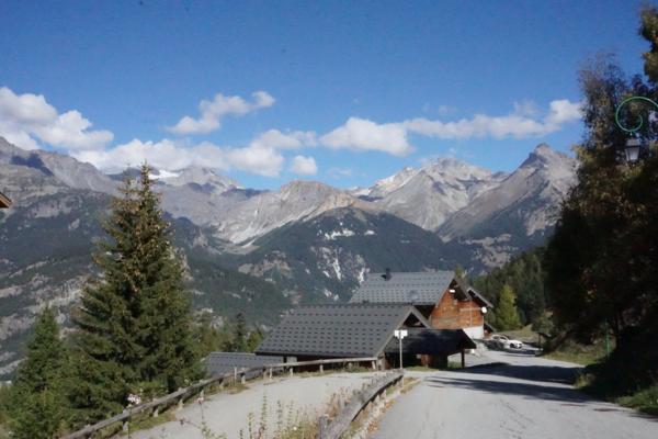 Valfréjus, bel appartement 4P de 45 m2 avec balcon et parking privatif