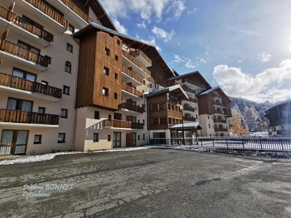 Valfréjus, bel appartement 4P de 45 m2 avec balcon et parking privatif