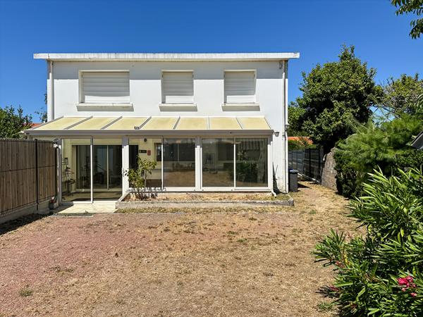 Appartement en rez-de-jardin avec garage, 2 parkings - Saint Jean De Monts