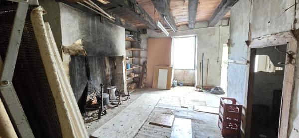 Maison à vendre |  Azerat |  1 pièce | 42 m²