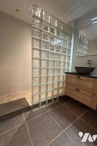 A VENDRE Appartement T3 à ROUEN (76000), au 10 ème étage avec ascenseur, vue imprenable sur la ...