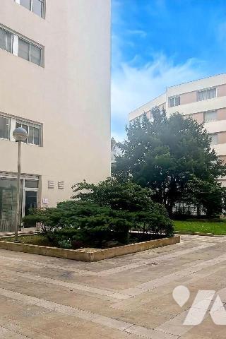 A VENDRE Appartement T3 à ROUEN (76000), au 10 ème étage avec ascenseur, vue imprenable sur la ...