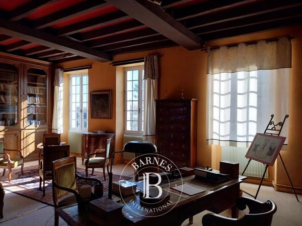 Loudun, Maison 7 Chambres -  333 m² à vendre