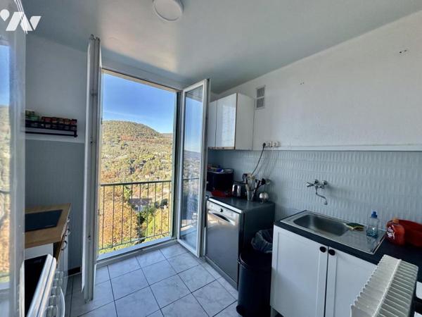 GRASSE - APPARTEMENT DE 56M² AVEC VUE DEGAGEE