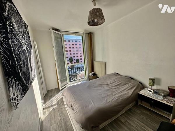 GRASSE - APPARTEMENT DE 56M² AVEC VUE DEGAGEE