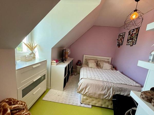 Maison familiale de 184 m² avec piscine ?  5 chambres - cadre privilégié à La Charité-sur-Loire