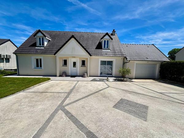 Maison familiale de 184 m² avec piscine ?  5 chambres - cadre privilégié à La Charité-sur-Loire