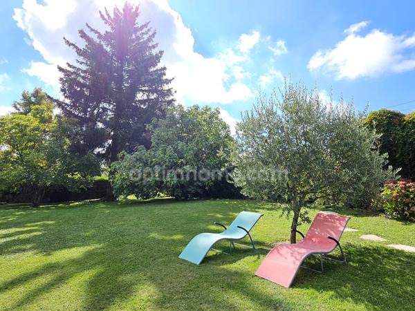 EXCLUSIVITE à Montanay : Propriété de 320m2 alliant Calme, Authenticité et Charme