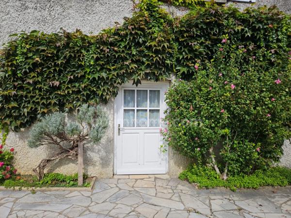 EXCLUSIVITE à Montanay : Propriété de 320m2 alliant Calme, Authenticité et Charme