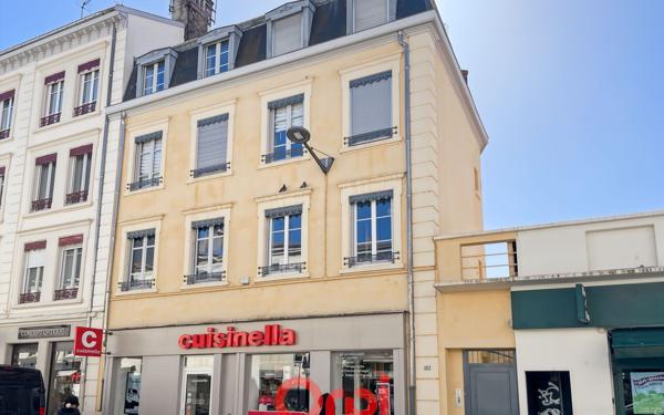 Appartement à vendre    3 pièces • 76 m2 Lyon 8