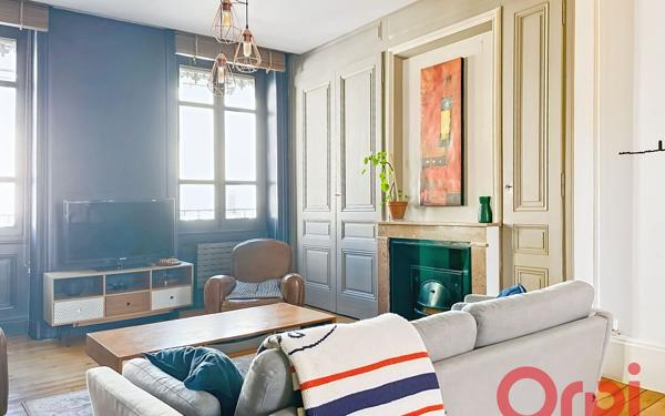 Appartement à vendre    3 pièces • 76 m2 Lyon 8