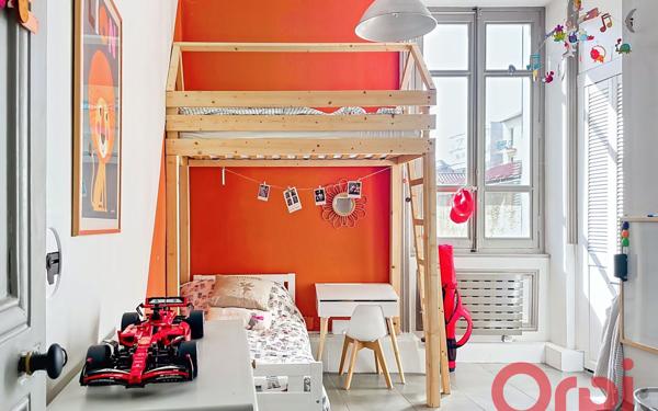 Appartement à vendre    3 pièces • 76 m2 Lyon 8