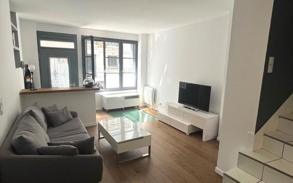 Appartement à vendre    4 pièces • 84,63 m2 Saint-Mandé