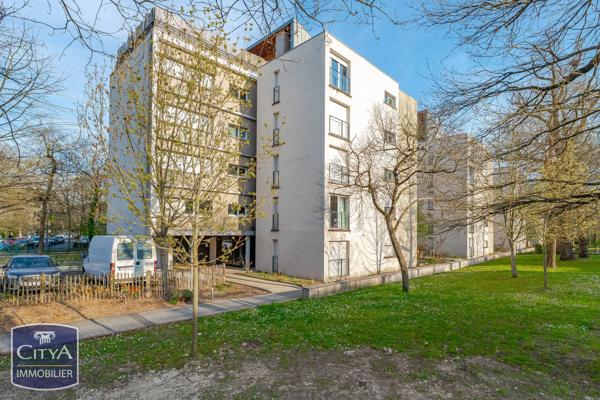 Appartement à vendre 3 pièces 65m² Tours (37200)
