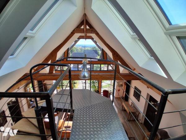 PROPRIETE ATYPIQUE sur 15 Ha - Maison de 570 m² - gites et autres dépendances